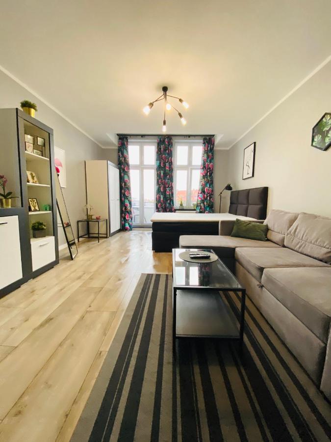 Apartament Flaming Z Balkonem - Scisle Centrum Naprzeciwko Pkp I Pks - Self Check In - Darmowy Parking - Pozne Wymeldowanie - Wystawiamy Fv Opole Kültér fotó